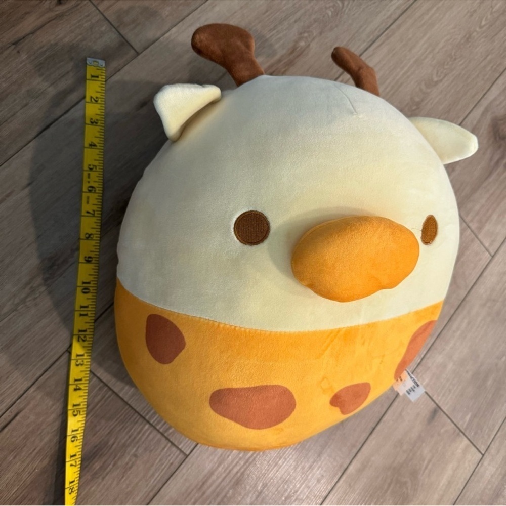 Yamani Potato Giraffe Plush - Picture 8 of 9